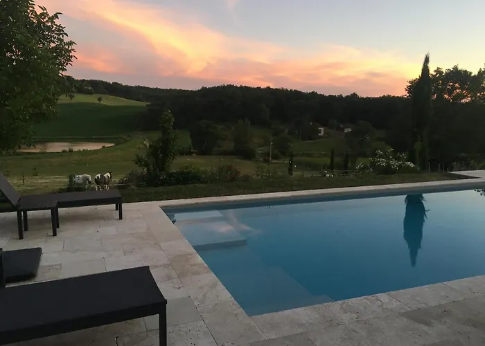 D'argile, Charming - Private Pool & Views アパート Saint-Cyprien